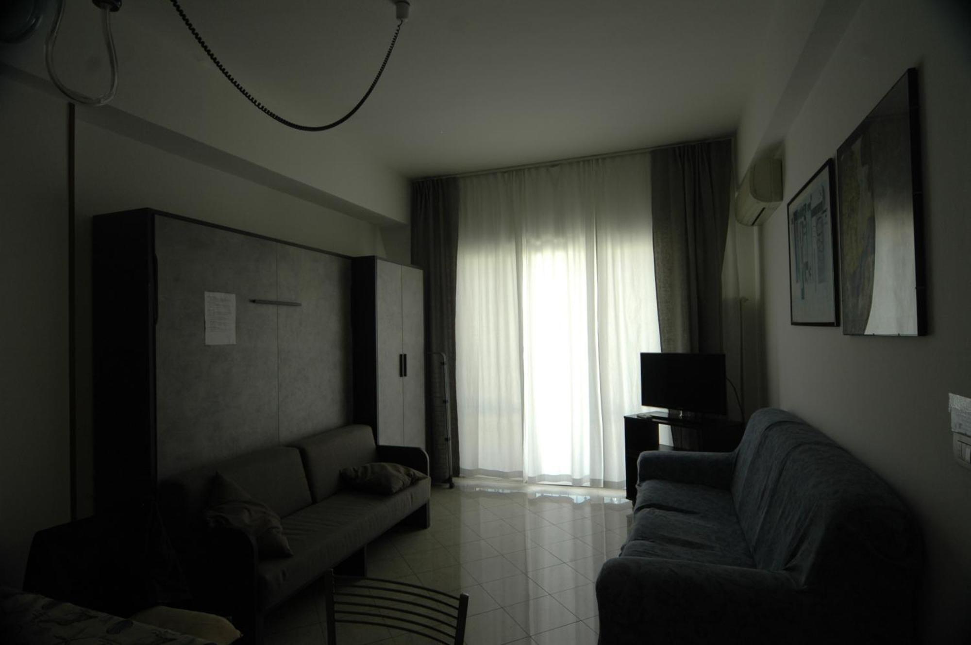 Casa Rosa Apartment Римини Екстериор снимка